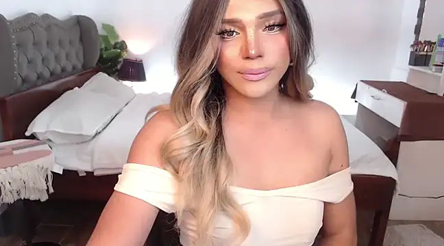 liaa lurrecams online show from February 2025 05:07:02 PM