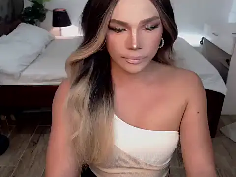 liaa lurrecams online show from November 2025 11:22:01 AM