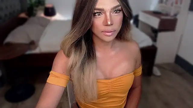 liaa lurrecams online show from April 2026 04:15:02 AM