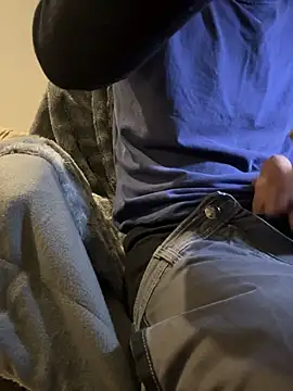 simoninside25 online show from December 2025 04:57:02 PM