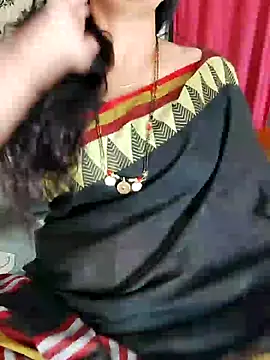 Snapshot of Indian_desi_wife chatting on December 2024 04:22:01 PM Indian desi wife online show from December 2024 04:22:01 PM