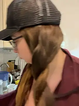 DienkaGreen online show from January 2026 07:15:02 PM