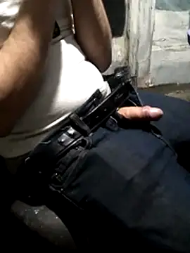 Wero4200 online show from April 2026 07:03:02 AM