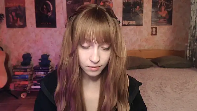 Friendly Ellie online show from April 2026 11:16:01 PM