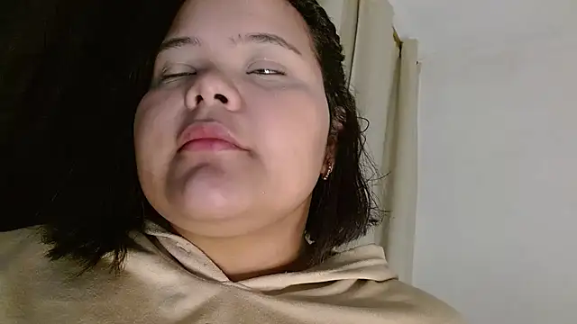 Snapshot of sexychubby___ chatting on February 2025 10:00:01 PM sexychubby    online show from February 2025 10:00:01 PM