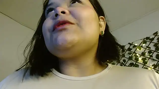 Snapshot of sexychubby___ chatting on March 2025 05:49:02 AM sexychubby    online show from March 2025 05:49:02 AM