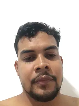 Snapshot of ElsecretodeBruno chatting on February 2025 03:56:02 AM ElsecretodeBruno online show from February 2025 03:56:02 AM