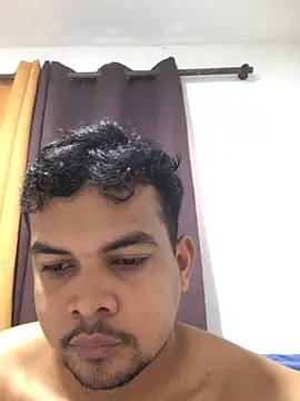 Snapshot of ElsecretodeBruno chatting on September 2025 04:11:01 PM ElsecretodeBruno online show from September 2025 04:11:01 PM