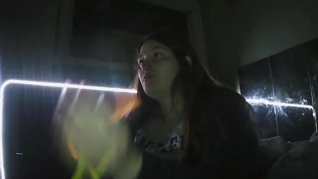Angelk43 online show from May 2026 05:34:01 AM