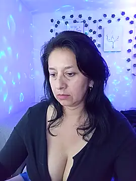 camilalatti online show from February 2025 12:43:01 AM