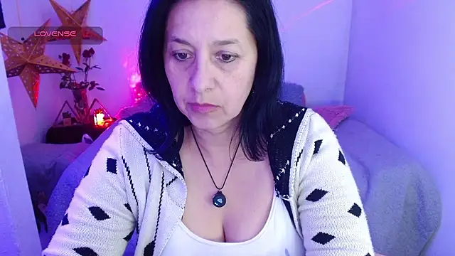 camilalatti online show from January 2026 11:52:02 PM