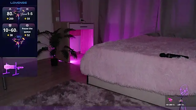 Zeeeme online show from February 2025 10:19:02 PM