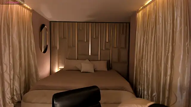 NickyLawson online show from November 2025 09:24:02 PM