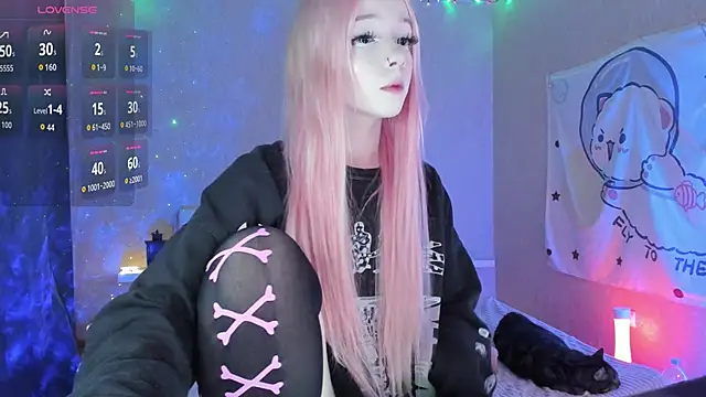 Misty Shadow online show from September 2025 07:25:01 PM