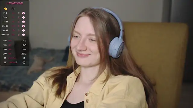 Snapshot of mollytuck chatting on December 2024 02:42:02 PM mollytuck online show from December 2024 02:42:02 PM