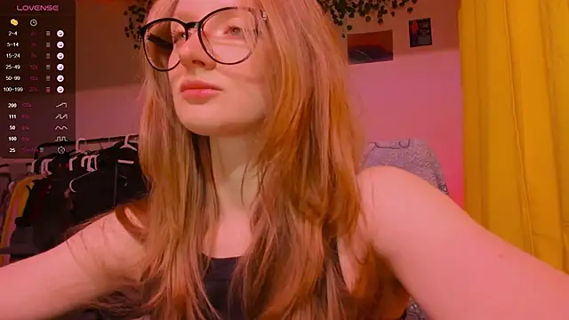 mollytuck online show from November 2025 04:55:01 PM