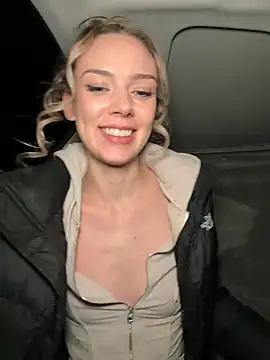 Snapshot of HopeHeaven chatting on January 2025 07:24:01 PM HopeHeaven online show from January 2025 07:24:01 PM