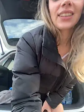 Snapshot of HopeHeaven chatting on January 2025 04:16:01 PM HopeHeaven online show from January 2025 04:16:01 PM