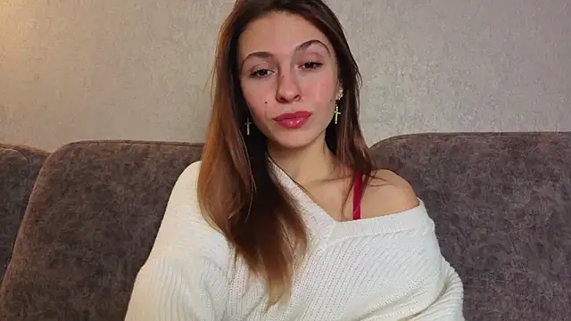 LovelyKatea online show from December 2025 01:38:01 PM