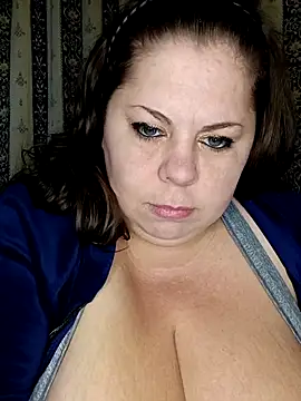 Ginabig online show from November 2025 03:12:02 AM