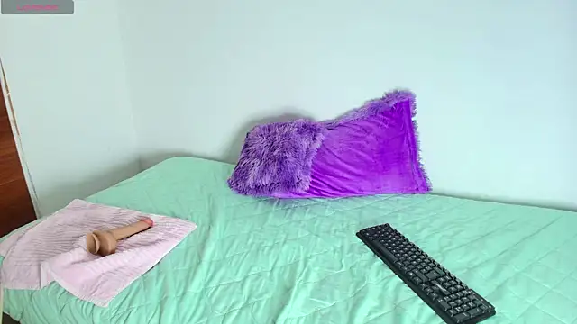 arianauwu online show from April 2026 08:50:01 PM