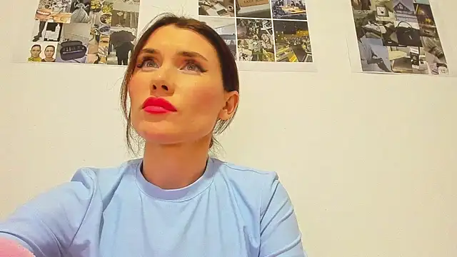 Cameron diazz online show from March 2026 06:25:02 PM