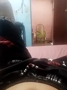 Snapshot of Emanuel45js chatting on February 2025 07:16:01 PM Emanuel45js online show from February 2025 07:16:01 PM