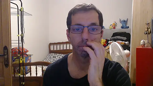 steph19x5 online show from November 2025 04:50:02 PM