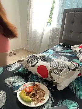 Elena222  online show from December 2025 06:15:02 PM