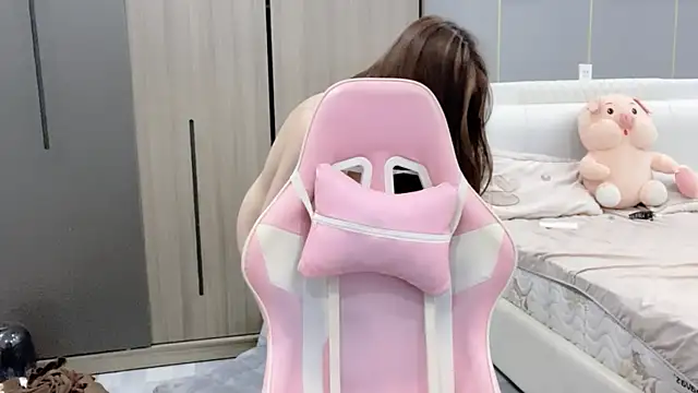 ANNA102 online show from March 2026 07:21:01 AM