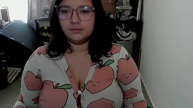 aika-dreams online show from February 2026 12:05:02 PM