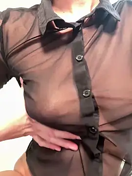 CutieEmy online show from May 2026 05:19:02 PM