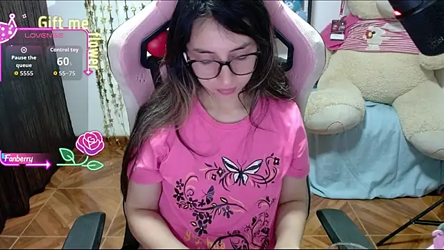 Maggie Fox3 online show from September 2025 03:19:02 AM