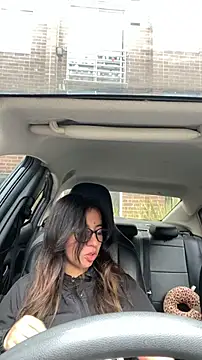 Maggie Fox3 online show from April 2026 09:48:01 PM