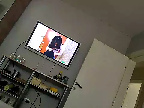 Snapshot of Consensustr chatting on February 2025 12:41:02 PM Consensustr online show from February 2025 12:41:02 PM