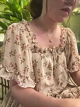 HinaLovely online show from February 2025 01:20:01 PM