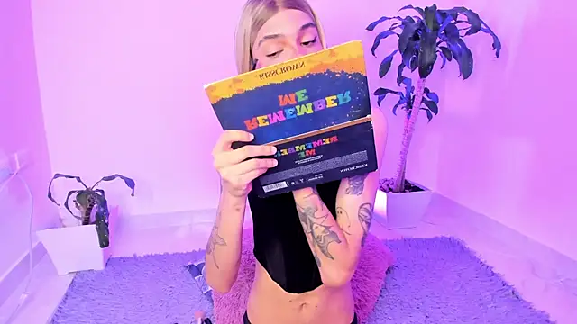 Varya Ferreira online show from April 2026 07:42:01 AM