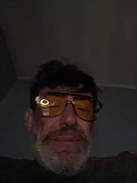 maxximere online show from March 2026 03:21:02 AM