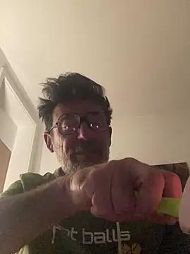 maxximere online show from April 2026 12:25:02 AM