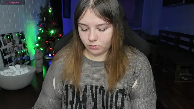 Snapshot of XNirvanaX chatting on December 2024 12:55:02 AM XNirvanaX online show from December 2024 12:55:02 AM