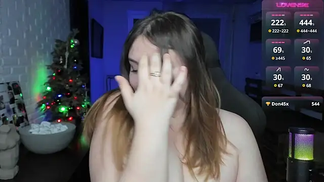 Snapshot of XNirvanaX chatting on January 2025 03:44:01 AM XNirvanaX online show from January 2025 03:44:01 AM