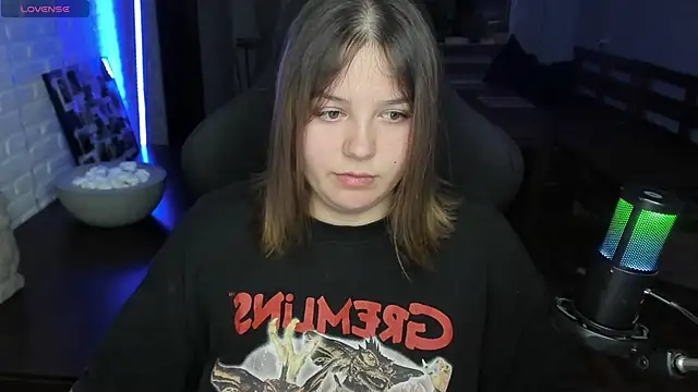 Snapshot of XNirvanaX chatting on September 2025 03:39:01 AM XNirvanaX online show from September 2025 03:39:01 AM