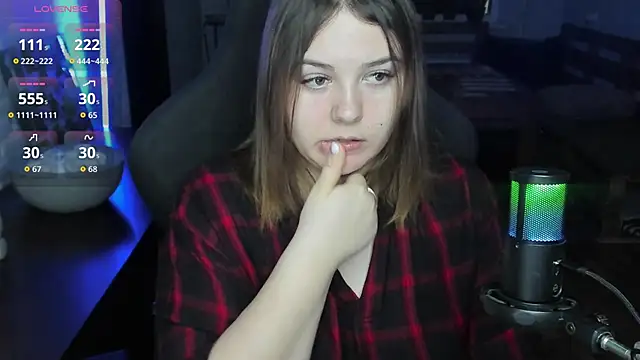 Snapshot of XNirvanaX chatting on September 2025 03:56:01 AM XNirvanaX online show from September 2025 03:56:01 AM