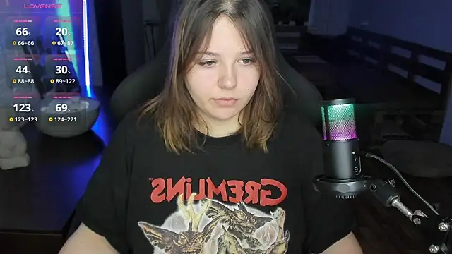 Snapshot of XNirvanaX chatting on October 2025 02:41:02 AM XNirvanaX online show from October 2025 02:41:02 AM