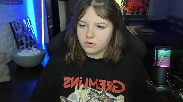 Snapshot of XNirvanaX chatting on October 2025 04:31:02 AM XNirvanaX online show from October 2025 04:31:02 AM