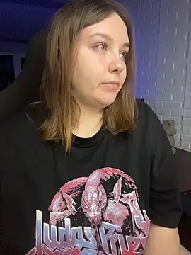 Snapshot of XNirvanaX chatting on November 2025 02:12:01 AM XNirvanaX online show from November 2025 02:12:01 AM