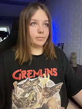 Snapshot of XNirvanaX chatting on November 2025 05:17:01 AM XNirvanaX online show from November 2025 05:17:01 AM