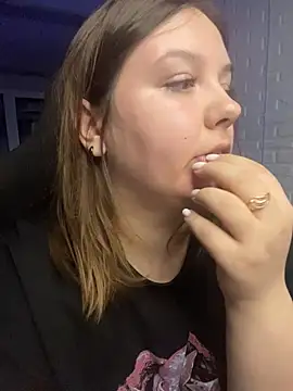 Snapshot of XNirvanaX chatting on November 2025 02:32:02 AM XNirvanaX online show from November 2025 02:32:02 AM