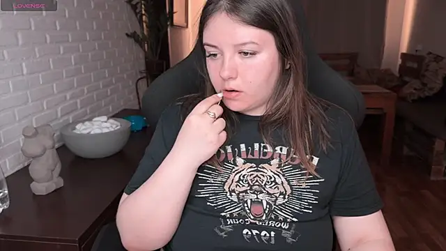 XNirvanaX online show from April 2026 03:34:02 AM