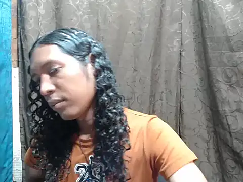 shairaStarr online show from October 2025 02:51:02 AM